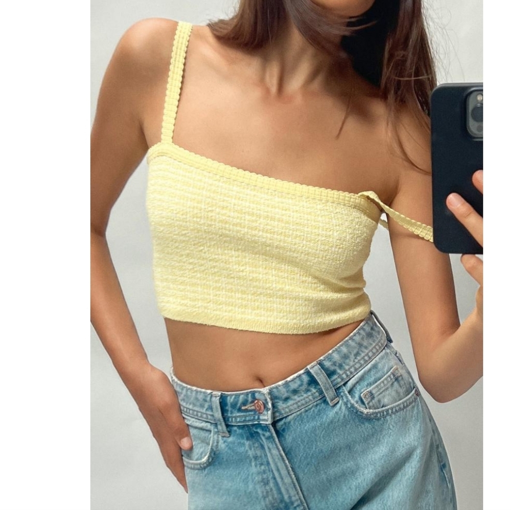 NWT ZARA YELLOW CROP TOP